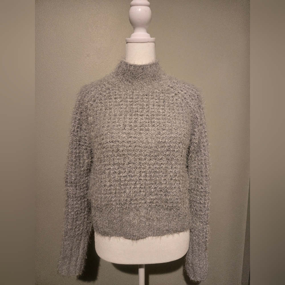 SO knit gray sweater